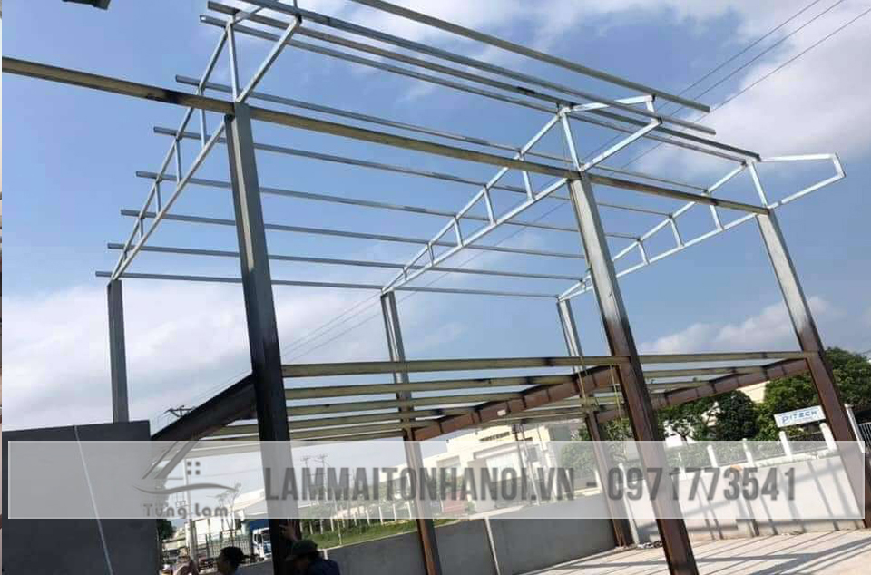 KẾT CẤU KHUNG THÉP LÀM MÁI TÔN