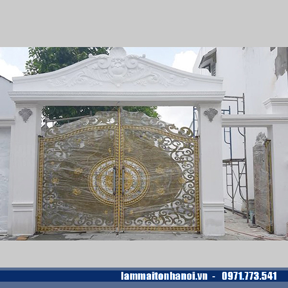 làm cổng sắt