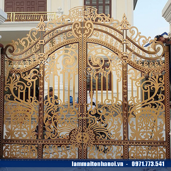 làm cổng sắt