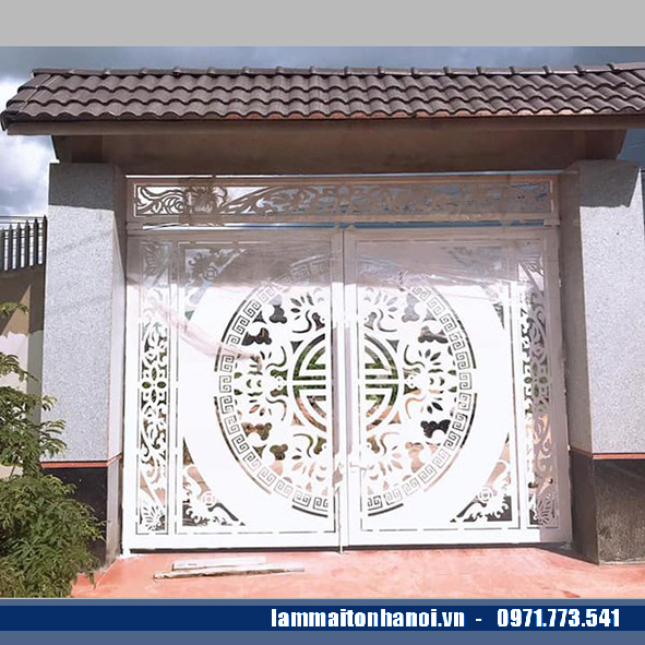 làm cổng sắt