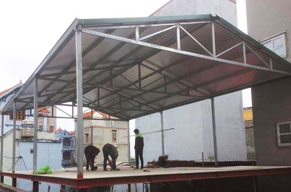 Khung nhà thép mái tôn chống nóng.