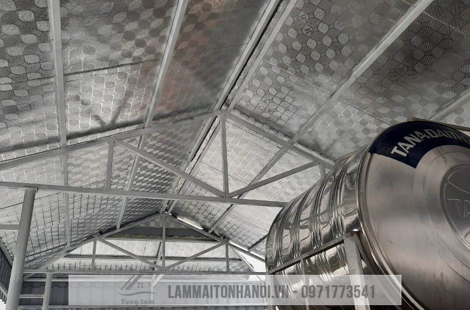 Làm mái tôn tại hà đông.