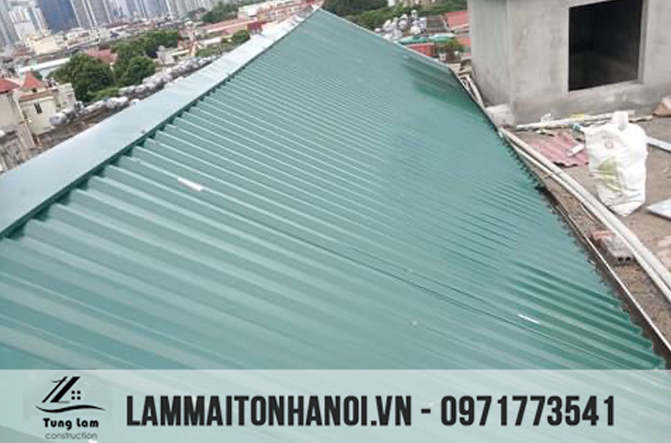 Làm mái tôn tại nam từ niêm.