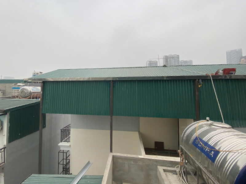 làm mái tôn tại Long Biên