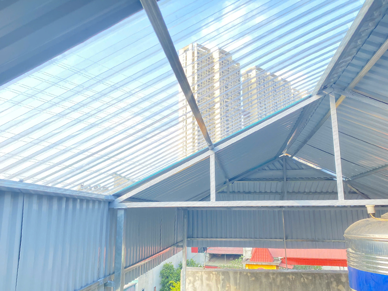 làm mái tôn tại Long Biên